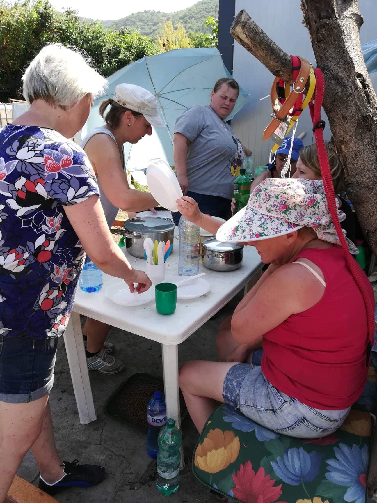 D6D73A8B-4C09-4BBB-8A1A-824B361F6D3F